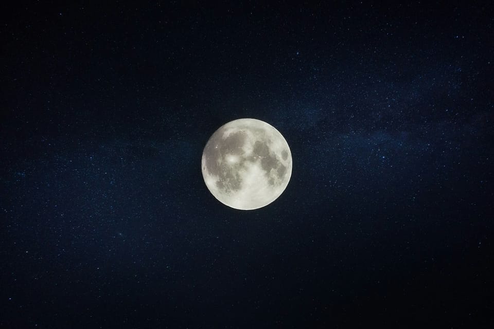 10 Good Bedtime Routines for Sleepless Nights 잠을 설치고 있는 당신을 위한 10가지의 취침 루틴